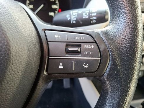 Used 2025 Honda HR-V LX image 22