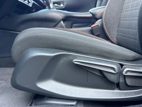 Certified 2024 Honda HR-V Sport image 15