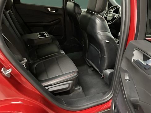 Used 2024 Ford Escape ST-Line image 9