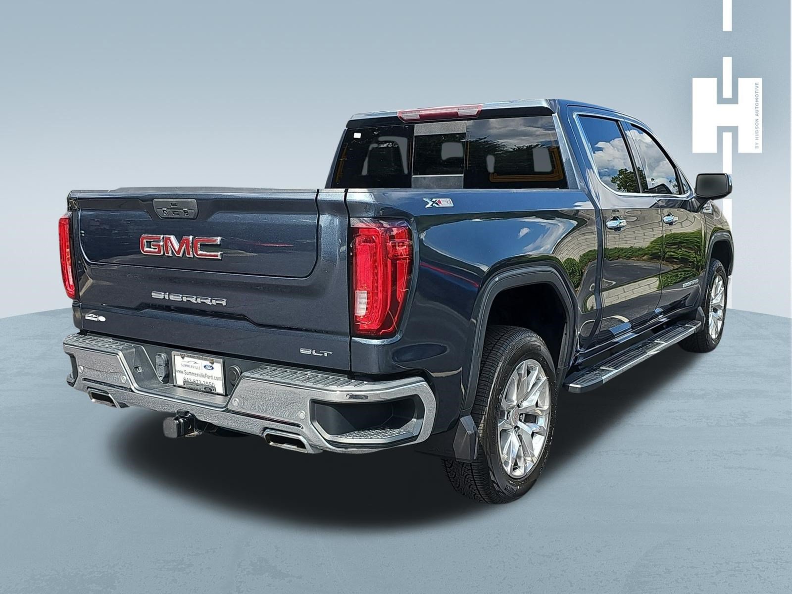 Used 2020 GMC Sierra 1500 SLT w/ SLT Premium Plus Package AWD/4WD image 3