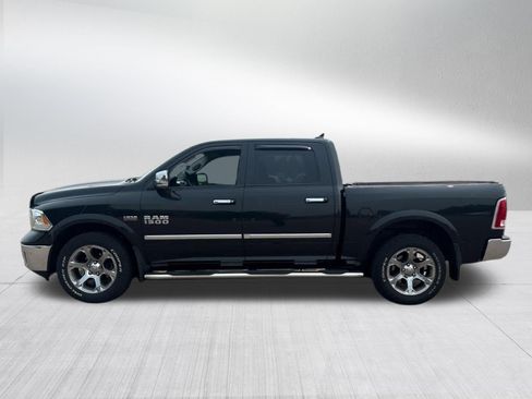 Used 2017 RAM 1500 Laramie w/ Convenience Group AWD/4WD image 6