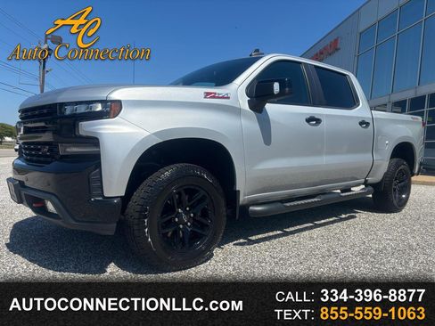 Used 2020 Chevrolet Silverado 1500 LT Trail Boss AWD/4WD image 1