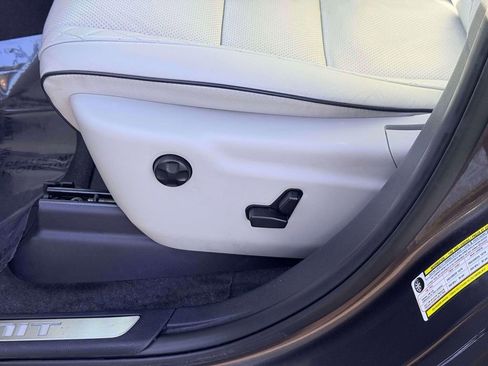 Used 2020 Jeep Grand Cherokee Summit image 16