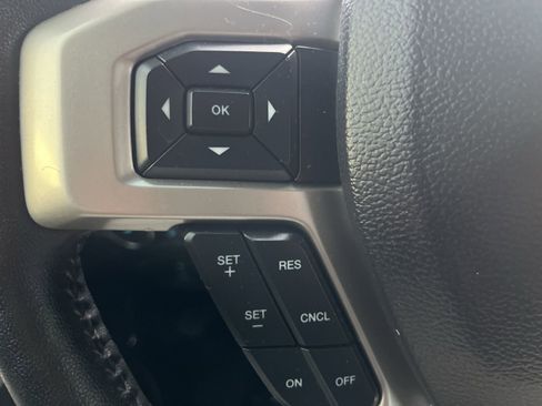 Used 2021 Ford F250 Lariat image 38