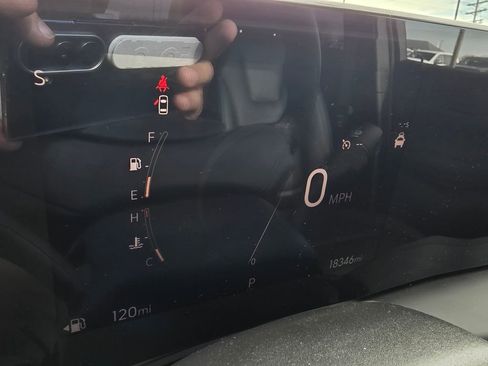 Used 2025 Buick Encore GX Sport Touring w/ Comfort Package image 15