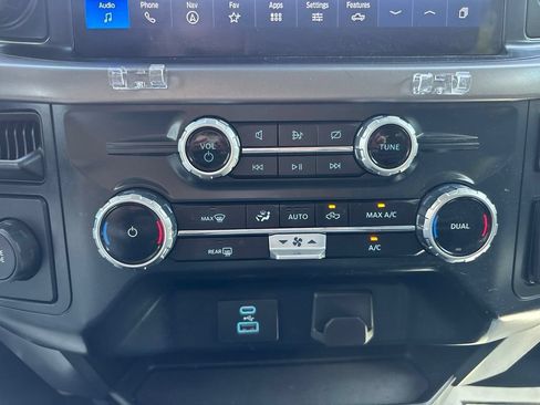 Used 2024 Ford F150 XLT RWD image 21