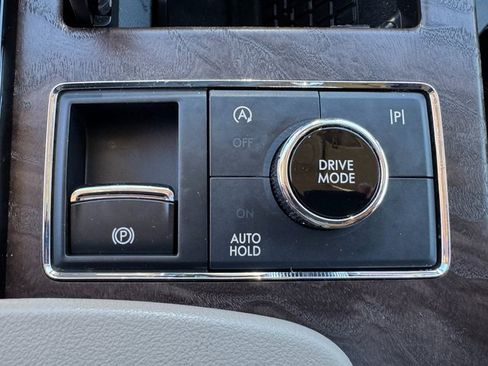 Used 2022 Lincoln Navigator Reserve image 33