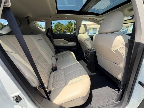 Used 2021 Nissan Murano Platinum w/ Cargo Package AWD/4WD image 22