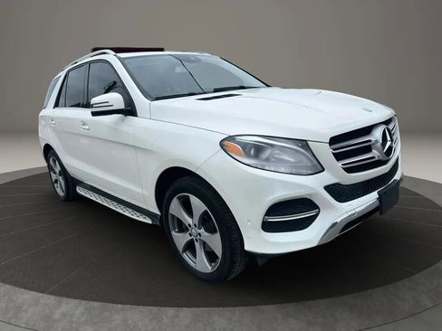 Used 2016 Mercedes-Benz GLE 350 4MATIC image 3