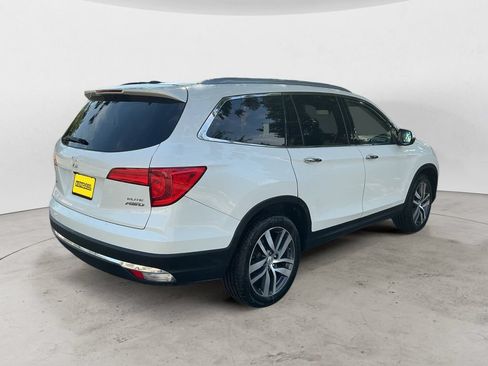 Used 2017 Honda Pilot Elite image 8