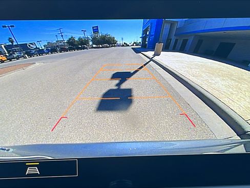 Used 2025 Chevrolet Blazer LT image 22