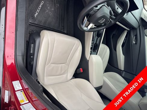 Used 2023 Honda Accord Touring image 7