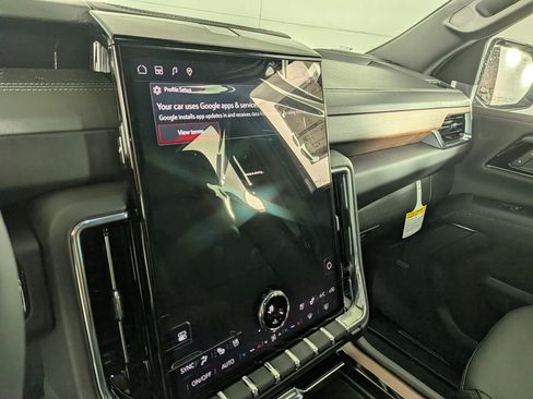 New 2026 GMC Yukon XL Denali w/ LPO, Floor Liner Package image 23