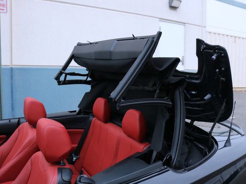 Used 2016 BMW M235i Convertible image 14