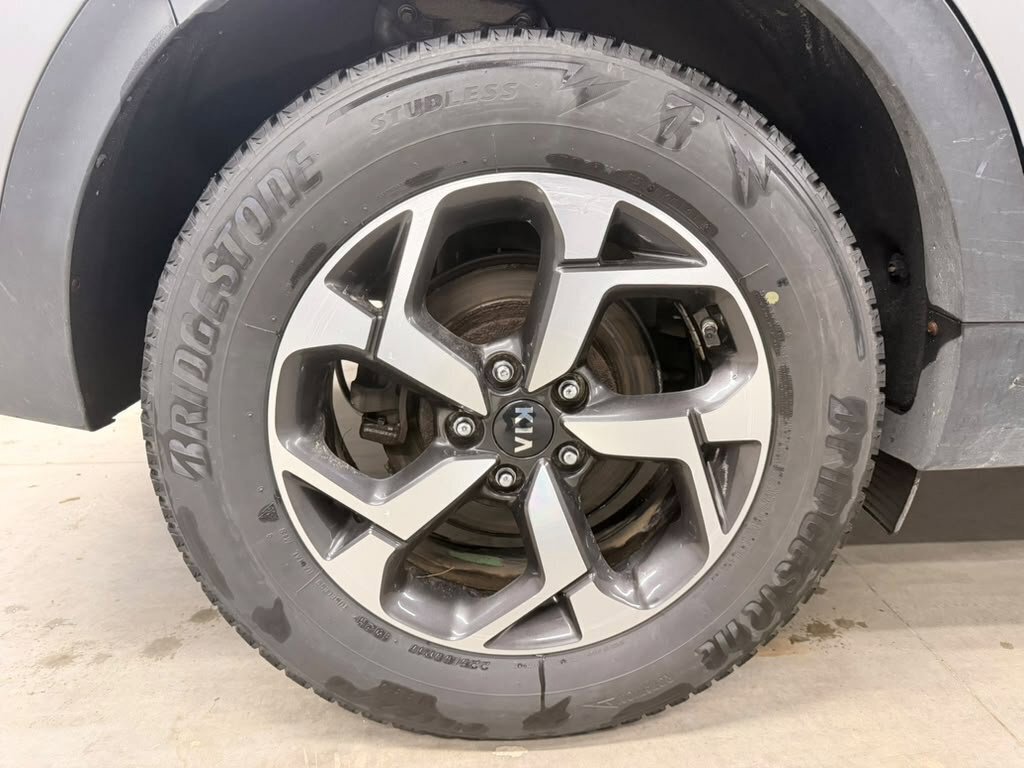 Used 2021 Kia Sportage LX AWD/4WD image 18