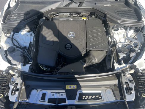 Certified 2024 Mercedes-Benz GLC 300 4MATIC image 36