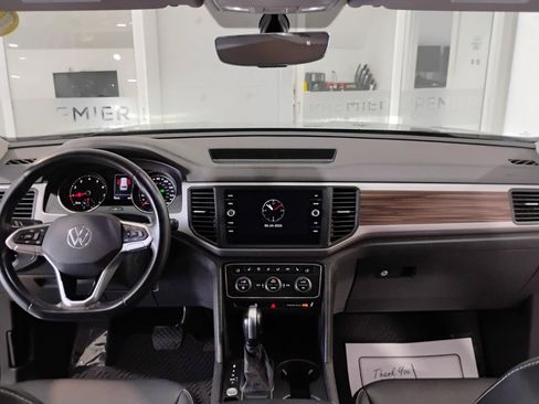 Used 2021 Volkswagen Atlas SE FWD image 43