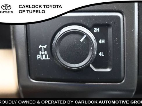 Used 2017 Ford F250 XLT w/ XLT Value Package AWD/4WD image 27