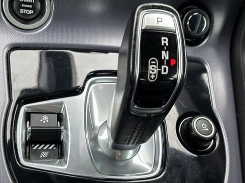 Used 2022 Jaguar F-TYPE Coupe RWD image 38
