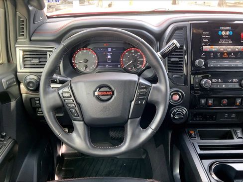 Used 2022 Nissan Titan PRO-4X w/ Pro-4x Convenience Package image 6