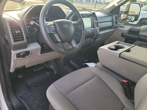 Used 2020 Ford F250 XL w/ STX Appearance Package image 16