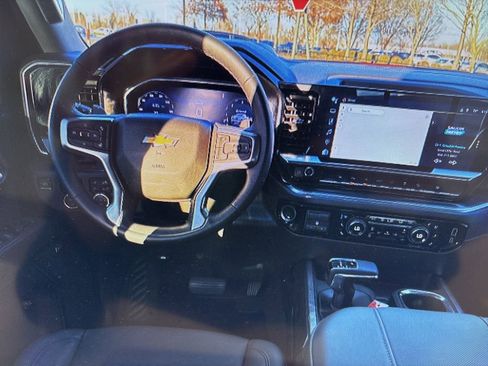 Used 2024 Chevrolet Silverado 1500 LTZ w/ Technology Package image 15