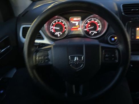 Used 2016 Dodge Journey SXT w/ Comfort/Convenience Group image 17