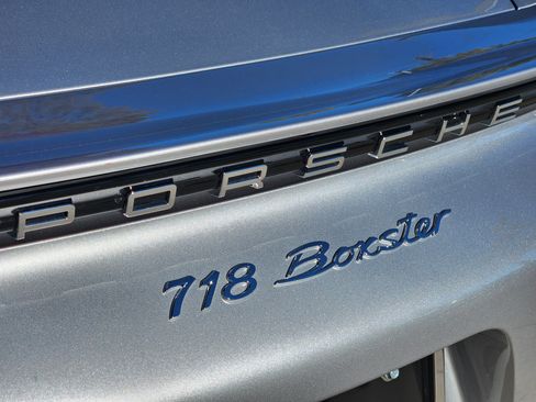Used 2024 Porsche 718 Boxster image 13