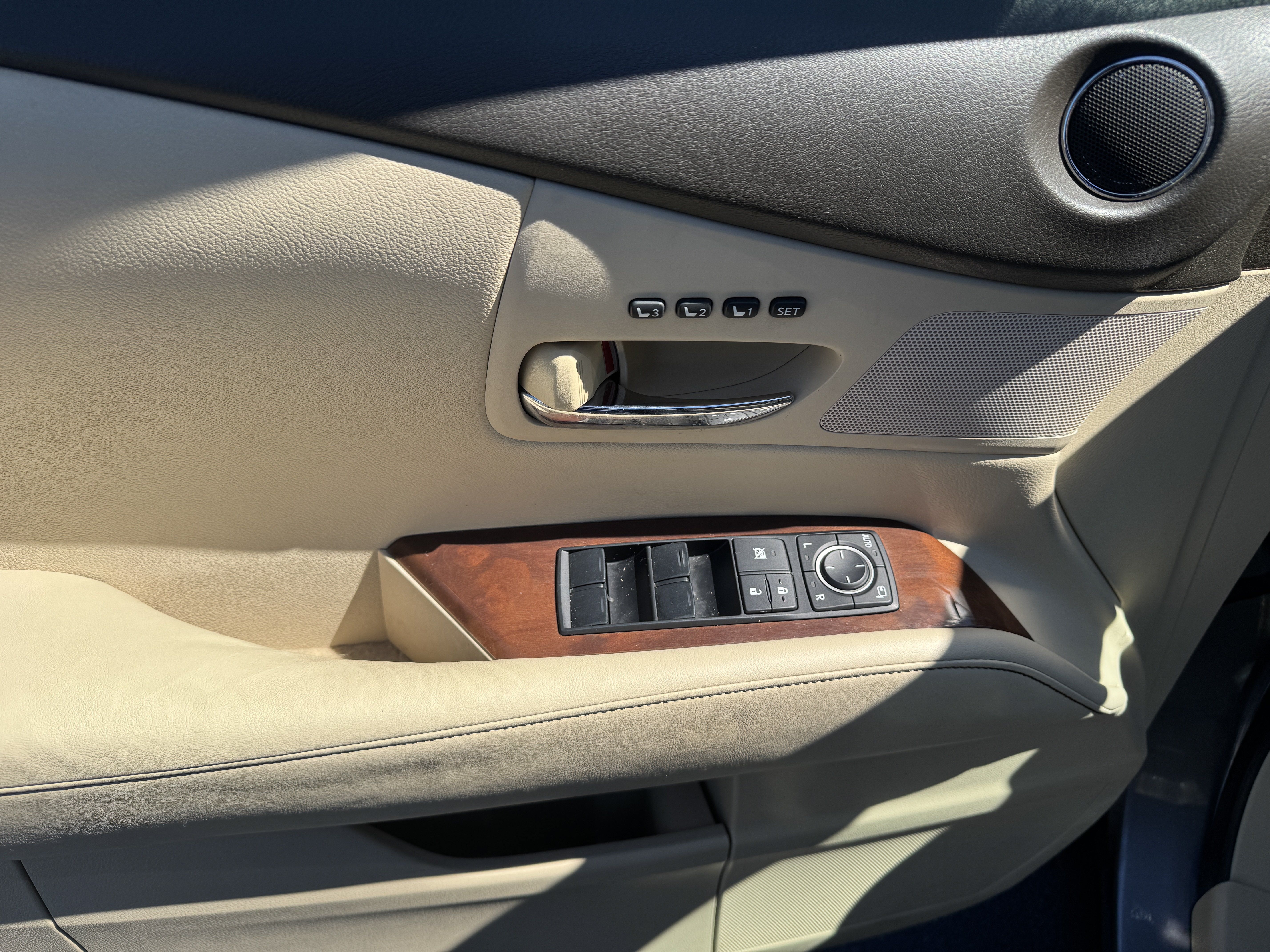 Used 2013 Lexus RX 350 FWD w/ Premium Pkg image 8