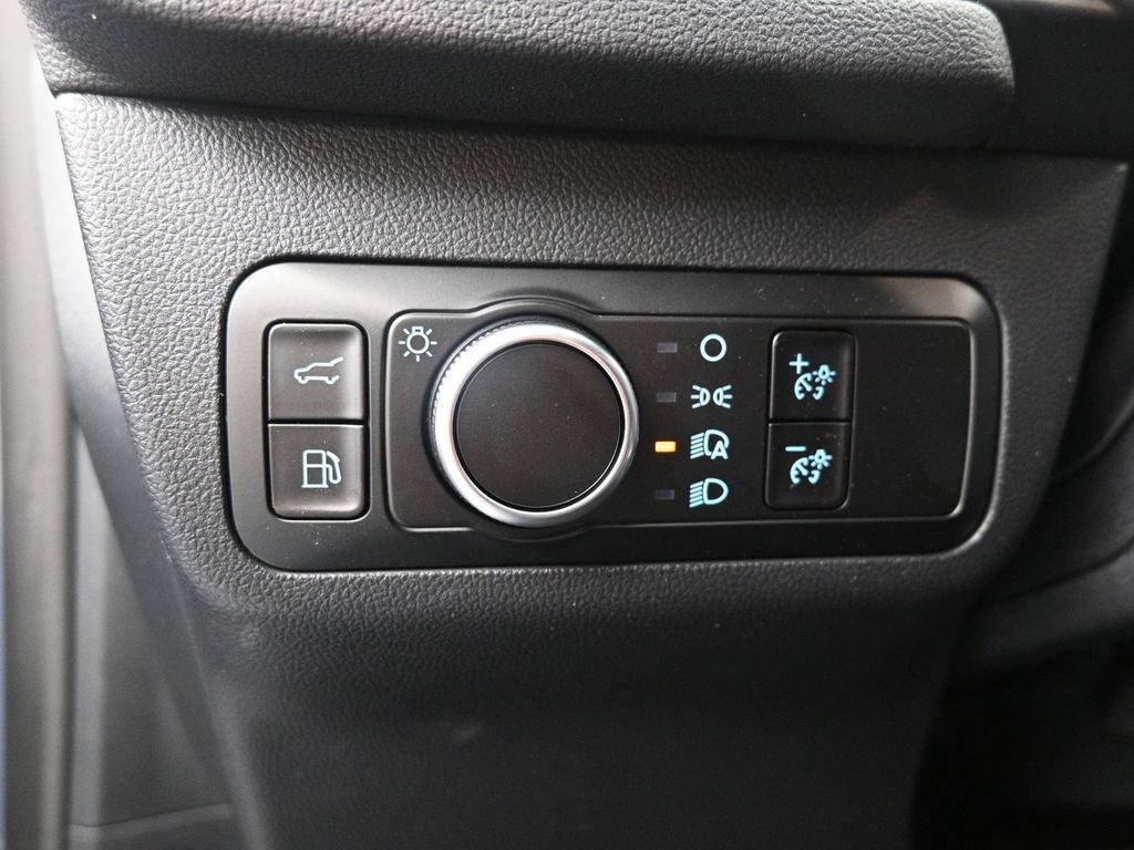 Used 2025 Ford Escape ST-Line w/ Equipment Group 301A FWD image 39