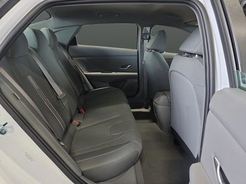 New 2025 Hyundai Elantra Sport image 30