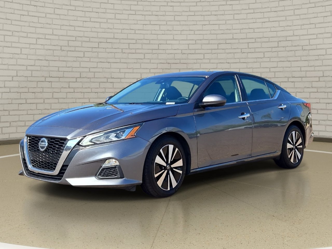 Certified 2022 Nissan Altima 2.5 SV FWD image 2