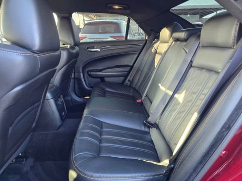 Used 2018 Chrysler 300 S w/ 300S Alloy Package image 18