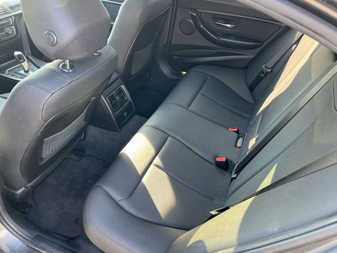 Used 2018 BMW 320i xDrive Sedan AWD/4WD image 31