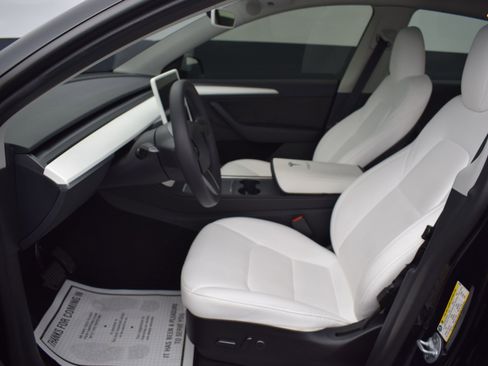 Used 2023 Tesla Model Y Long Range image 15