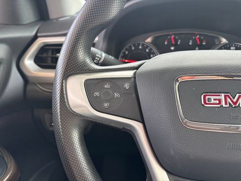 Used 2023 GMC Acadia SLE FWD image 30