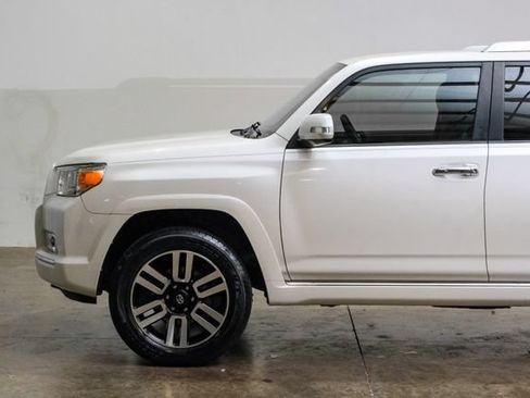 Used 2011 Toyota 4Runner SR5 RWD image 18