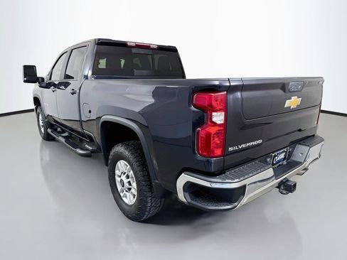 Used 2024 Chevrolet Silverado 2500 LT w/ Convenience Package AWD/4WD image 5