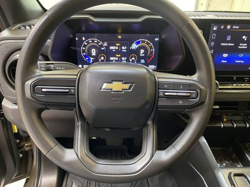 Used 2024 Chevrolet Colorado W/T RWD image 29