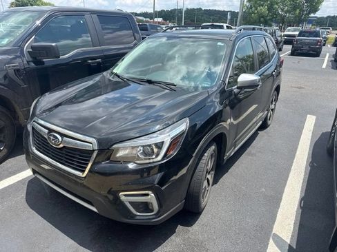 Used 2019 Subaru Forester Touring AWD/4WD image 1