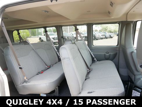 Used 2024 Chevrolet Express 3500 LT w/ LT Preferred Equipment Group RWD image 11