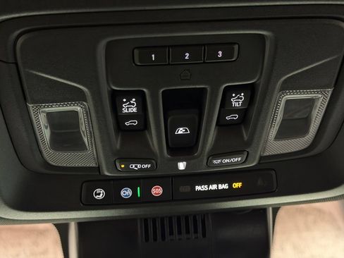 Certified 2025 GMC Sierra 2500 AT4 w/ AT4 Premium Plus Package AWD/4WD image 50