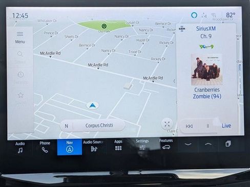 Used 2024 Ford Expedition XLT image 13