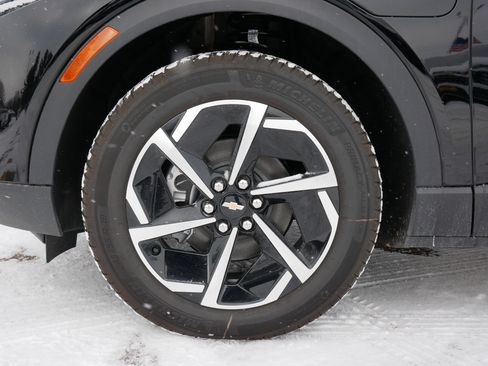 New 2026 Chevrolet Equinox EV LT AWD/4WD image 3