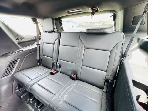 Used 2021 Chevrolet Tahoe LT RWD image 14