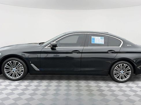 Used 2019 BMW 530e w/ Convenience Package image 8