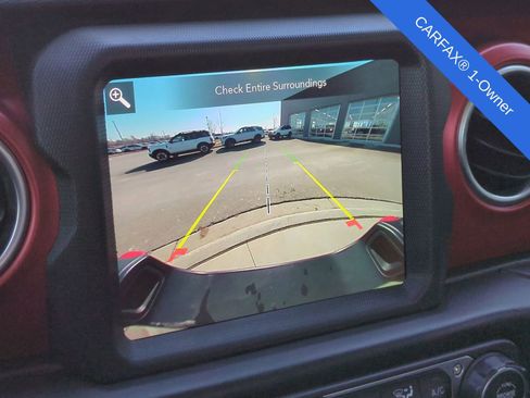 Used 2023 Jeep Gladiator Rubicon w/ Cold Weather Group image 34