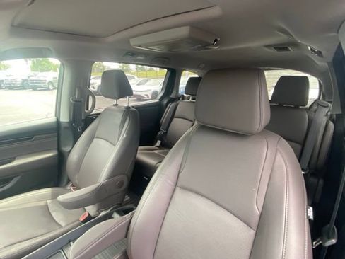 Used 2019 Honda Odyssey Elite image 14