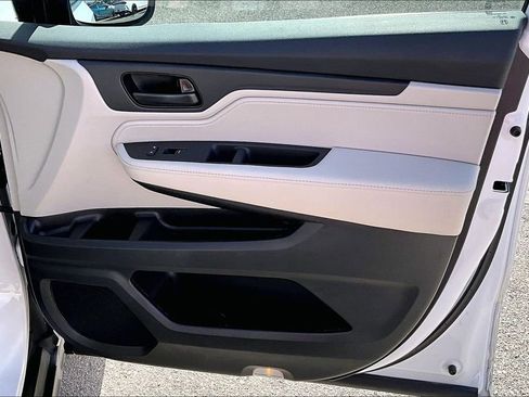 Used 2025 Honda Odyssey EX-L image 25