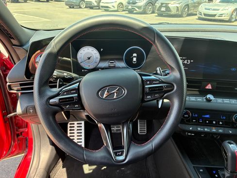 Certified 2023 Hyundai Elantra N Line FWD image 17